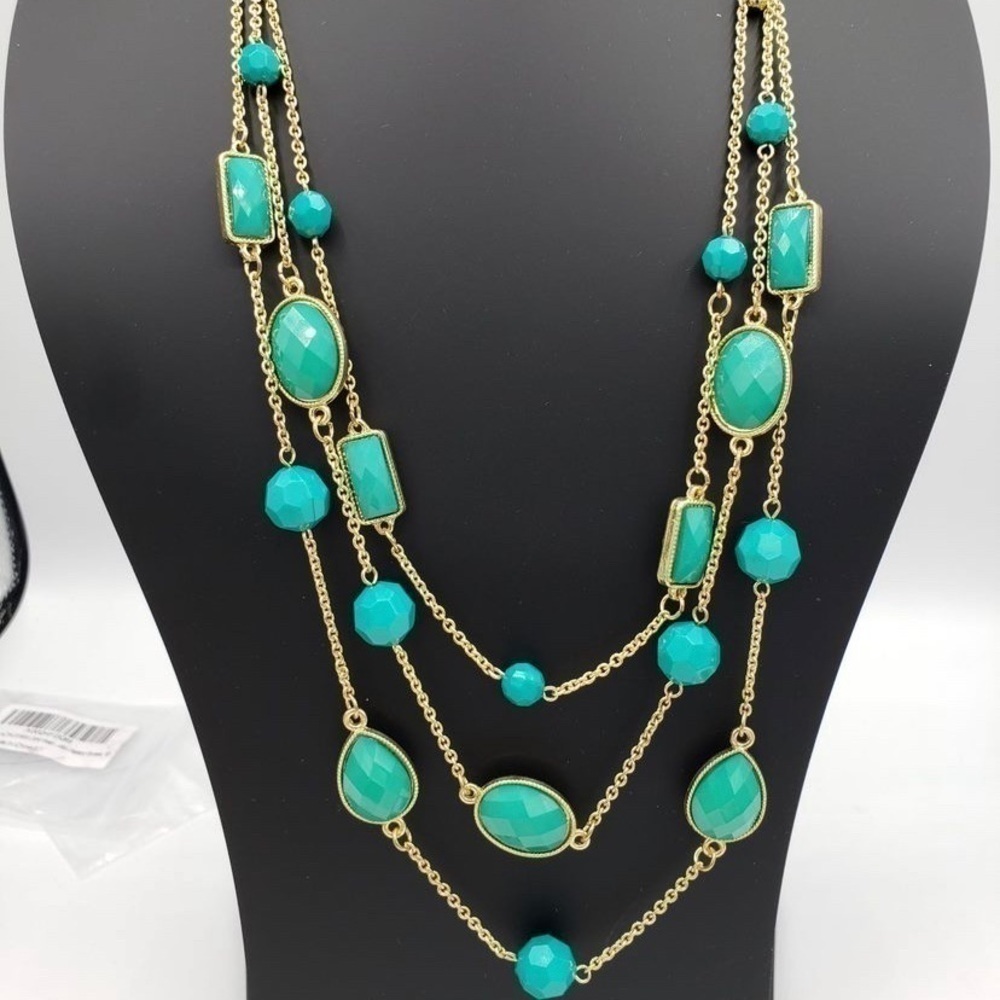 (Bonus Jewelry included ‼️)Gold chain necklace with turquoise gemstones